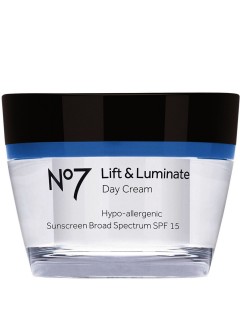 No7 Lift & Luminate Day Cream SPF 15 50ml